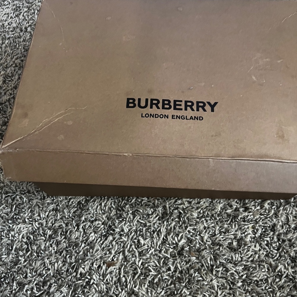 Burberry Ramsey Sneaker - Picture 11 of 12